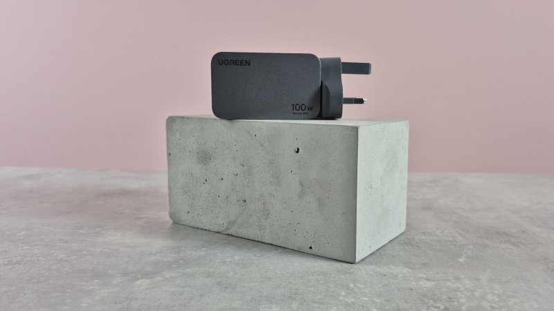 يوجرين نيكسود 100 واط شاحن GaN